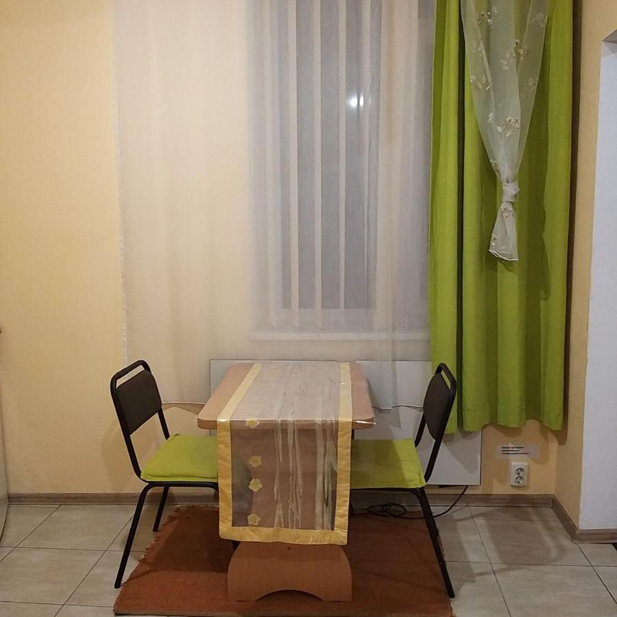 Смарт-Апартаменти " Lutskyj Zamok" Zimmer foto